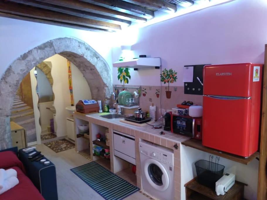 Apartamento La Casita De Ely Syracuse Exterior foto